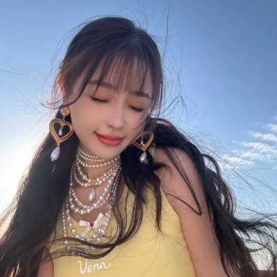 和死对头同居后我被撩疯了